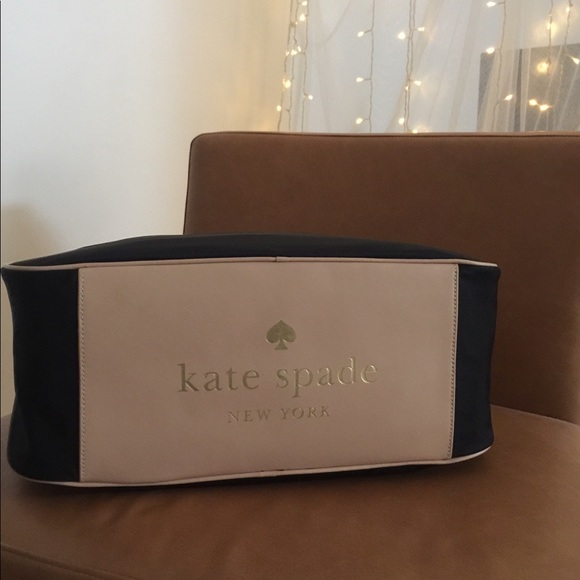 Kate Spade Carry On - Picture 4 of 6